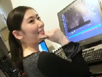 職場で仕事中にムラっとくる→同僚と全力の性交渉しそのままゴムなし挿入膣内発射