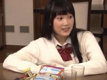 妹が連れてきた友人が激烈キュートな!!コタツの中で妹にバレないように思う存分挿入性交