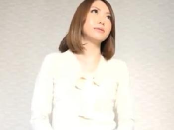 素人人妻がランジェリー姿を見せるだけのはずが中出し展開にガチ焦りW