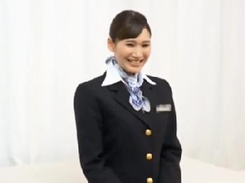 仕事終わりのキャビンアテンダントがエロ企画に乗せられて迂闊にもコンドーム未装着の膣射性交