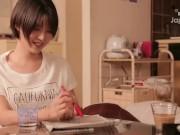 中学時代の男性教師を家に連れ込み挿入してた奥さんを盗撮