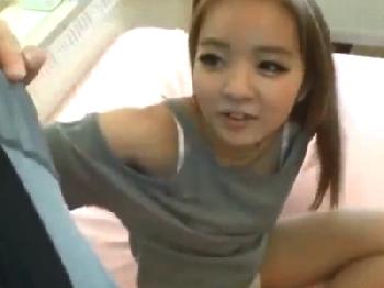 学校をサボって援交を繰り返すギャルに赤ちゃん誕生必至の種付け!!