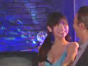 笑顔がキュートなオッパブ嬢と本番やRQと着衣性交