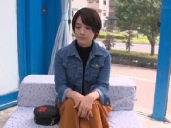 童貞ど騙された素人女子大生がハードピストン食らって昇天アクメ!!