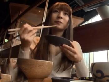 爆発寸前な性的欲望をアピールしてくる素人さんに中出しプレゼント