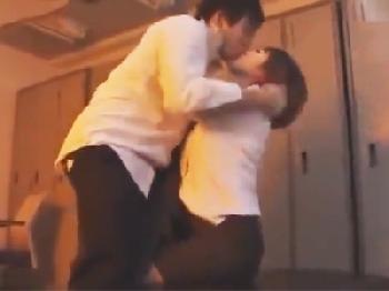 不良生徒に性的暴行されラブジュース垂れ流するとても綺麗な女教師