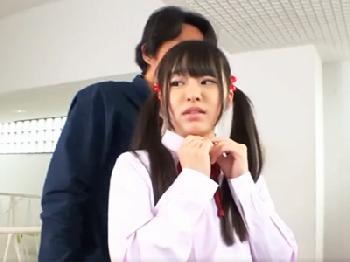 声優を夢見る制服美少女が悪徳オーディションに応募してしまって冷酷非道な面接官の言いなりに