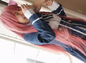 凄くメンヘラで頭はぶっ飛んでるけど顔と身体だけは最高な美少女コスプレイヤーに孕ませ性交