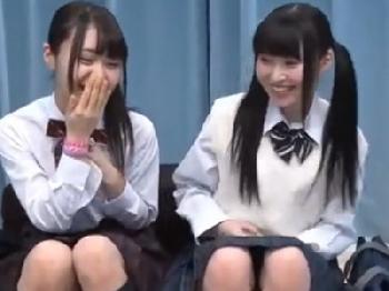 二人組巨乳女子校生ナンパ→マジックミラー号に連れこんでマッサージと偽って乱交乳房射精!!