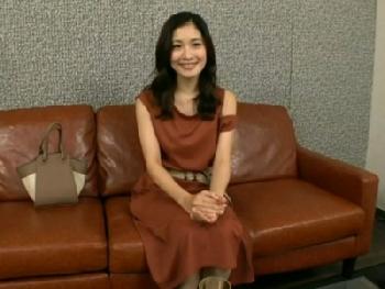 誰が見てもとても綺麗な素人人妻は性的欲望強めな強欲浮気をする痴女