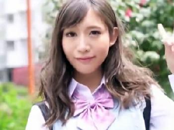 SNSで出会った超美形女子校生とハメ撮り膣内射精
