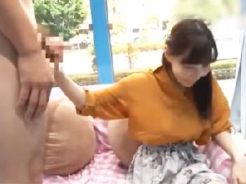 真面目で巨乳の人妻に頼み込んで連続発射成功W