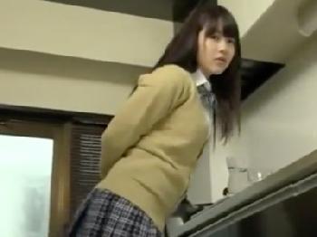 ムラっときた兄に犯されるも性的感度が凄く良好に感じてしまう抜群にチャーミングな妹