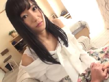 痴女美少女の星奈あいが騎乗位でゴム無しペニスから搾精