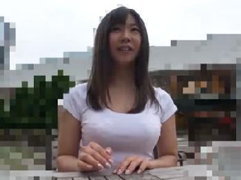 童顔なのにしっかり巨乳の素人娘を即日ハメ