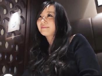 白昼堂々ホテルで他人棒にアクメ顔見せる性的欲望が爆発寸前な素人人妻