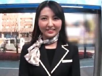 昼休み中にマジックミラー号で真剣性交する某百貨店で働くとても綺麗な受付嬢