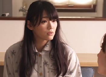 取り調べの際に逃げた強姦魔に狙われたとても綺麗な人妻!!しかしあまりの性技で相手を納得させ…被害届ほぼゼロの魔術師だった