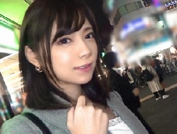 黒髪清楚系なのに尻軽な女性会社員とハメ撮り