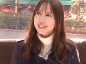 美肌マッサージと騙されて乳房射精される素人人妻