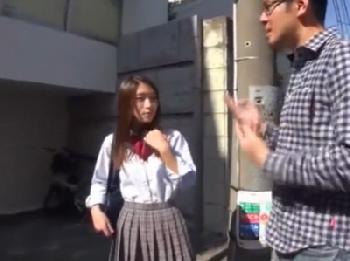 乃木坂・桜〇玲香ちゃん似の美少女女子校生を芸能界のスカウトと言葉巧みに騙して性行為