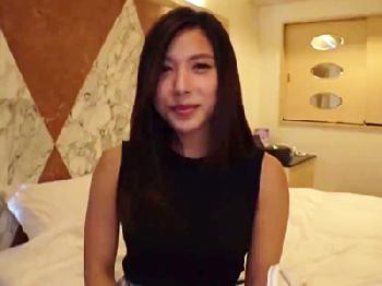 清楚系なのに尻軽なスレンダー美女をホテル連れ込みまったりハメ撮り