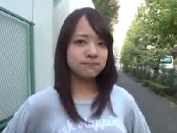 あべみかこの凄い性テクニックのフェラチオ責めに耐え切った素人中年男がコンドーム未装着の膣射性交