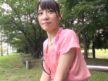 夢はアイドルのスポーツ美少女が巨根男優のピストンでハメ潮噴射イキW