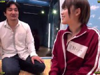 ショートヘアのジャージ娘が初体験のマジックミラー号でハッスル!!