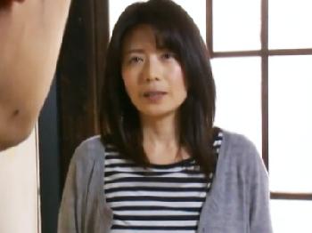 身体の相性が悪い夫を捨て性的欲望を満たしてくれる絶倫男との生活を選択する熟女人妻