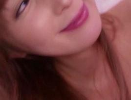 クールな孤高の美女が猥褻なフェラチオやキスを使って痴女プレイ!!