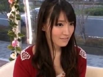 八重歯が可愛いムチッとした官能的な肉体の童顔女子大生が赤面しながら最後までブッ込み倒し