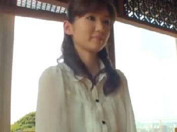 低身長パイパン童顔なのにGカップなアンバランス美少女の性行為デビュー作