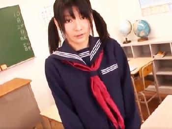 可愛い後輩女子校生を放課後に呼び出しイラマチオ強姦して喉奥発射