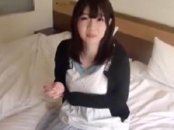 おとなしい女性会社員は悪徳マッサージから逃れられずペニス入れられてしまう‥