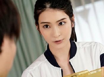 情熱的過ぎる追撃の顔面射精指導!!陸上部顧問の女教師がスパルタフェラ