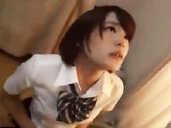 プリティ女子校生と露出プレイ→最後はお部屋でハメ撮りケツ射W