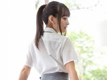 スレンダースレンダーな女子校生と性行為→壊れそうな華奢ボディを揺らして喘ぎ絶頂