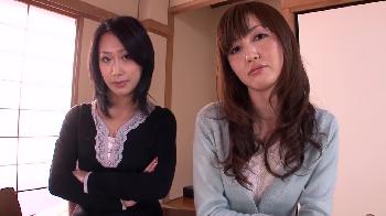 美魔女2人にペニスを責められ歓喜なマゾヒズム性癖の男