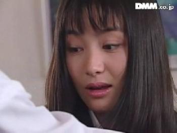 学校を早退した城麻美を追いかけてきた雄性教諭と性行為する美少女女子校生