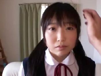 黒髪の童顔女子校生とお部屋で性交する生活