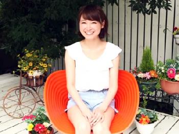 料理が趣味な清純美少女のバキュームフェラ→耐えきれず暴発射精