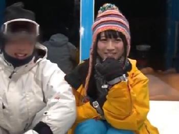 マジックミラー号にカップル連れ込み→彼氏持ち美少女寝取り中出し