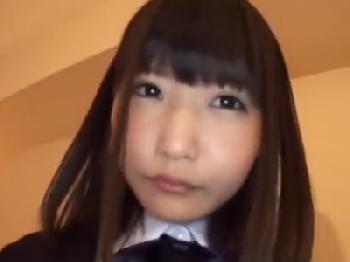 ガン患者を元気づけてあげる熟女ナース