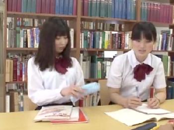 友人の彼氏をコンドーム未装着の膣内射精交尾で寝取る女子校生