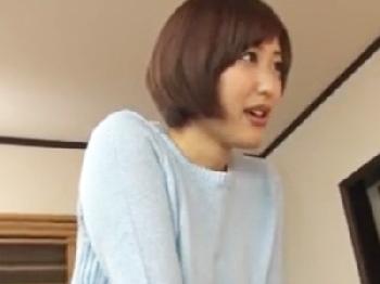 隣に越してきた巨乳人妻に痴女られ肉体関係になり寝取られ膣射性交し放題