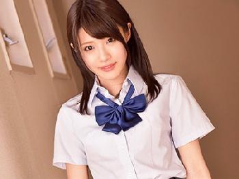 生意気な妹にニーハイを履かせ痴女プレイを楽しむ変態兄