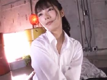 華奢な体を破壊するほどのハードピストンピスで犯され悶えイクスレンダー美少女