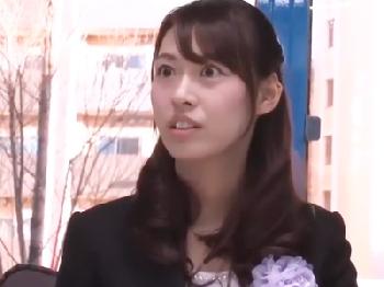 とても綺麗なマダムがマジックミラー号でしつこい乳首責めに絶頂アクメして寝取られる