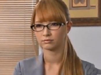 巨乳素人娘を金の力でラブホテルに連れ込み→乳房射精SEXをハメ撮り!!